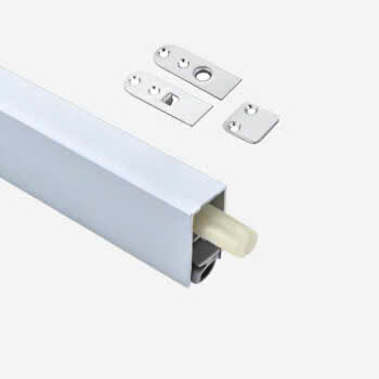 Thanh_chan_day_cua_go_nhua