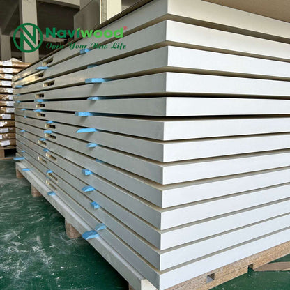 sản xuất cửa gỗ nhựa composite Naviwood